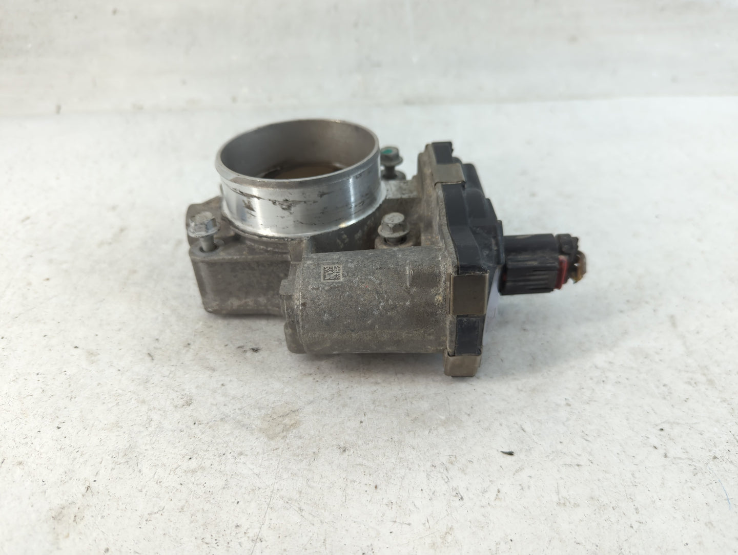 2013-2015 Gmc Terrain Throttle Body P/N:12632101CA Fits Fits 2012 2013 2014 2015 OEM Used Auto Parts - Oemusedautoparts1.com