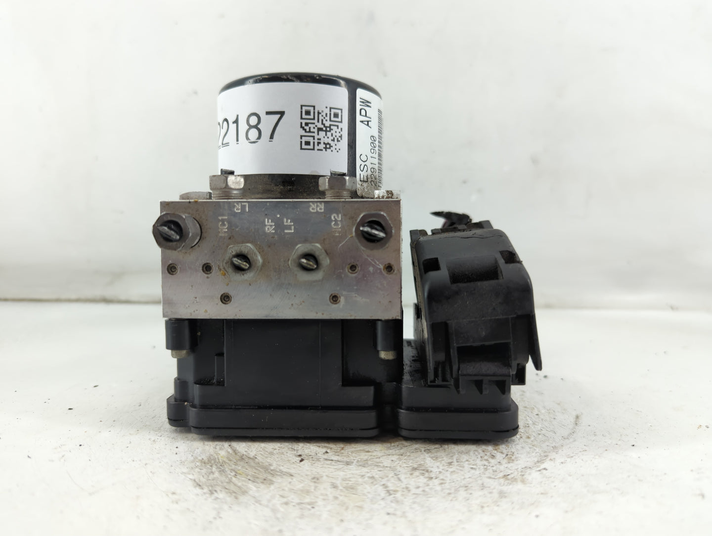 2012-2017 Gmc Terrain ABS Pump Control Module Replacement P/N:47660 9K60A Fits Fits 2012 2013 2014 2015 2016 2017 OEM Used A