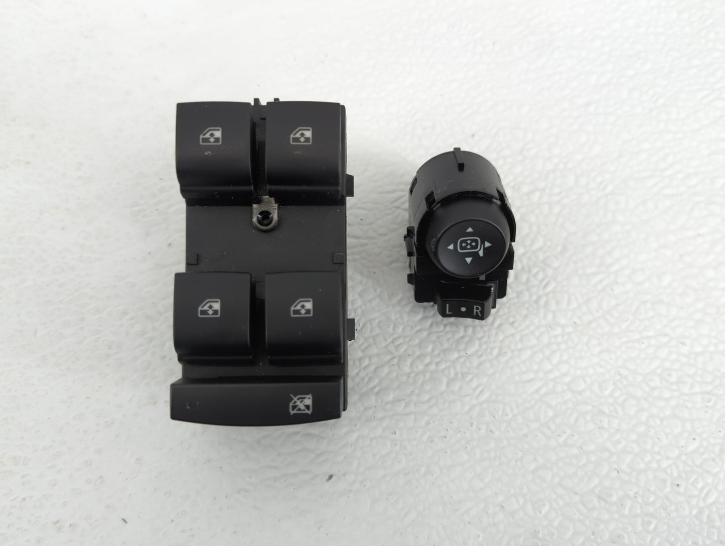 2013 Gmc Terrain Master Power Window Switch Replacement Driver Side Left P/N:20917598 DRIVER LEFT Fits OEM Used Auto Parts -