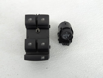 compare product 2013 Gmc Terrain Master Power Window Switch Replacement Driver Side Left P/N:20917598 DRIVER LEFT Fits OEM Used Auto Parts