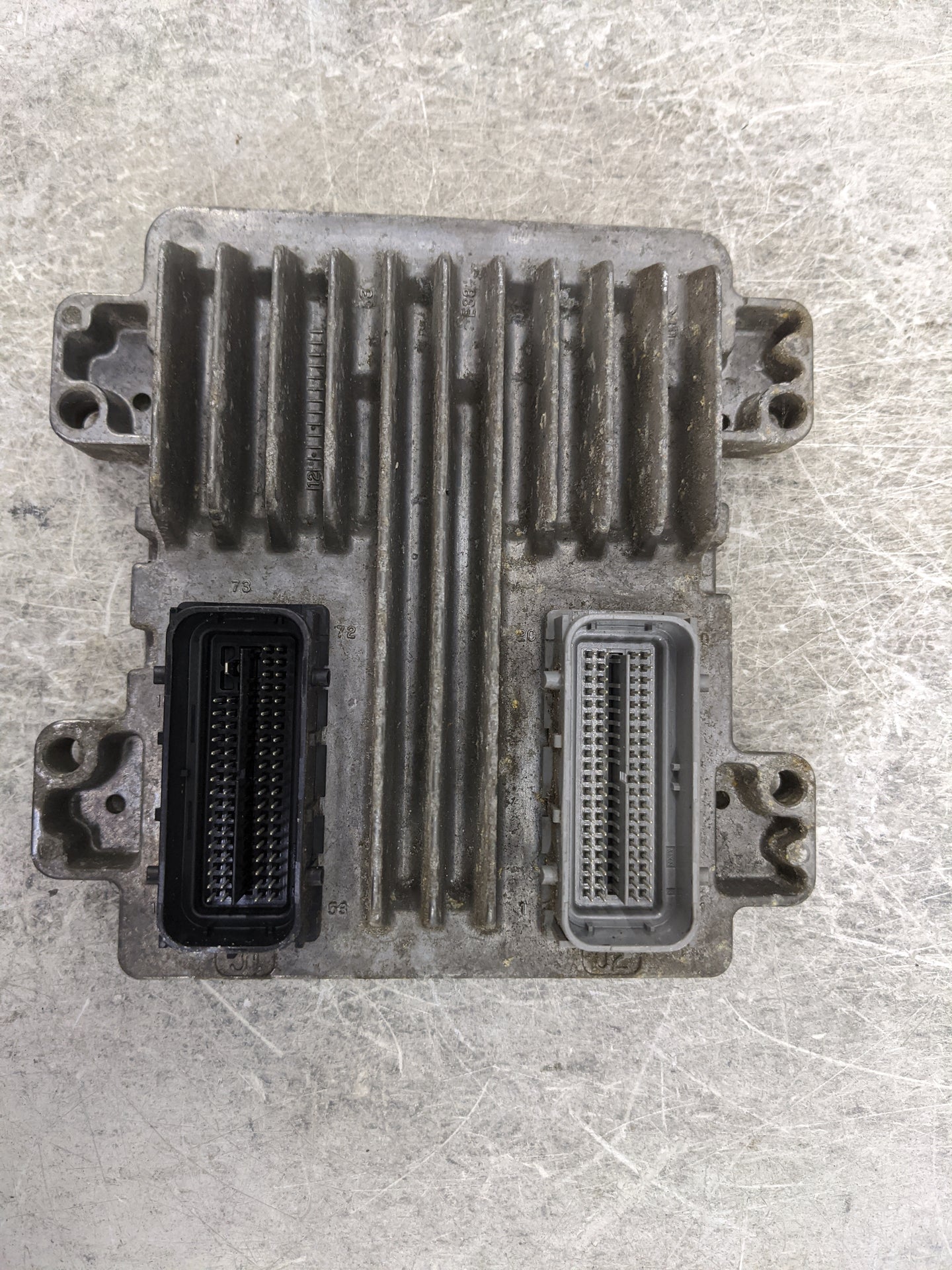 2010-2014 Gmc Yukon PCM Engine Control Computer ECU ECM PCU OEM P/N:12653784 12633238 Fits OEM Used Auto Parts - Oemusedauto