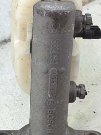 2009-2014 Gmc Yukon Brake Master Cylinder 1492275 - Oemusedautoparts1.com