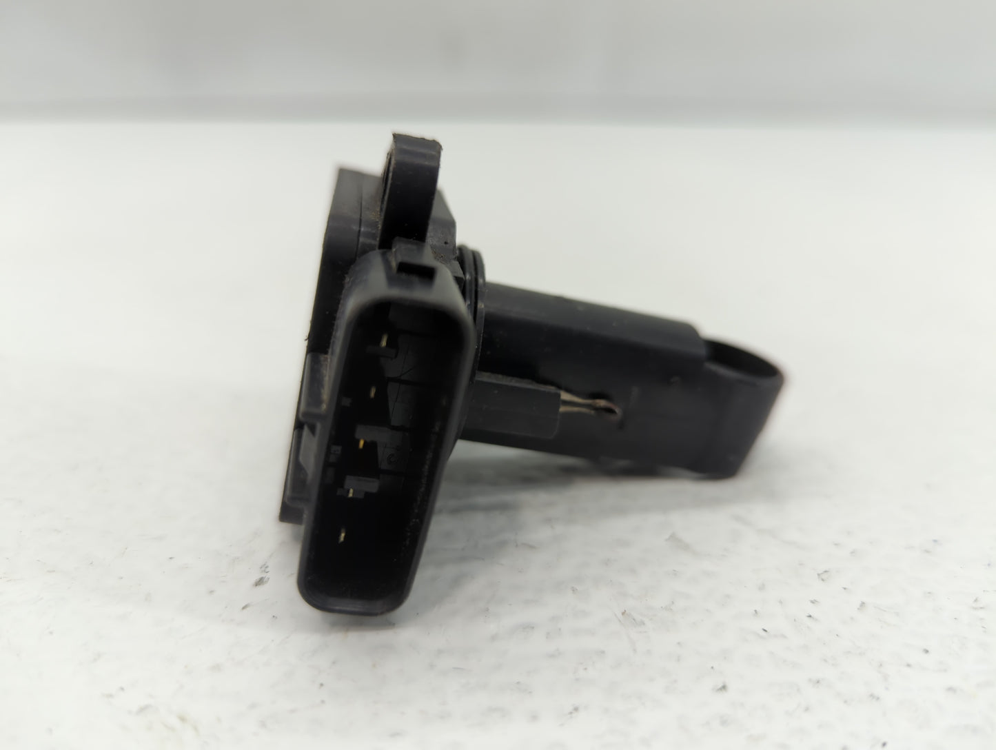 2009-2014 Gmc Yukon Mass Air Flow Meter Maf - Oemusedautoparts1.com