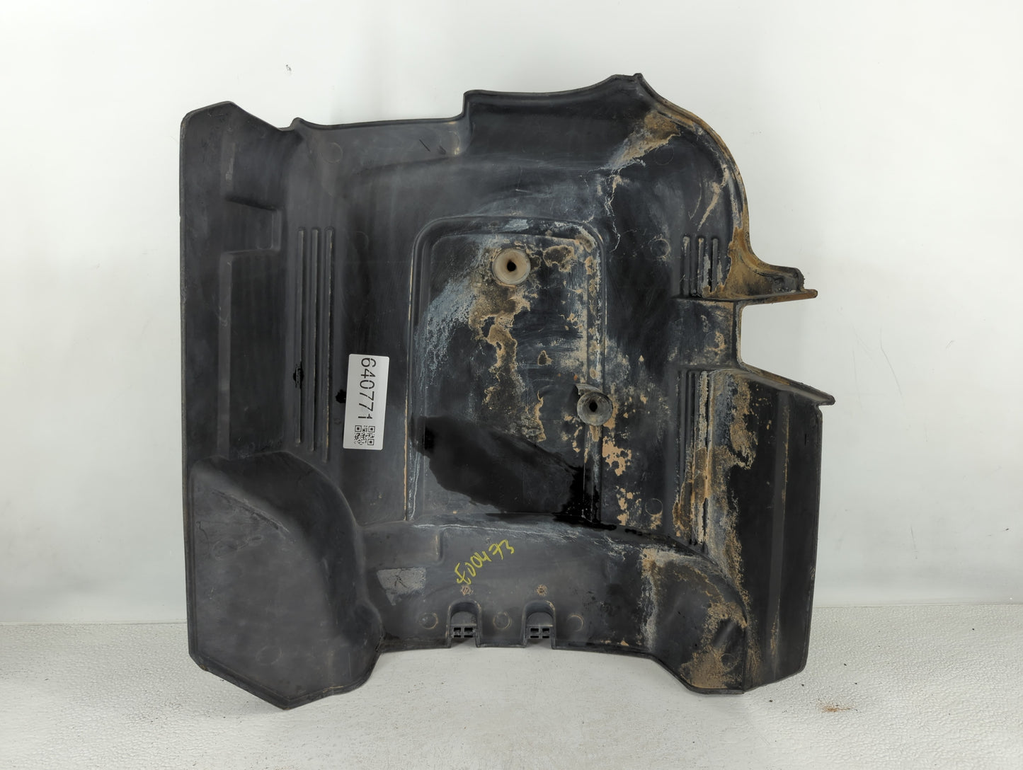 2013 Gmc Yukon Engine Cover - Oemusedautoparts1.com