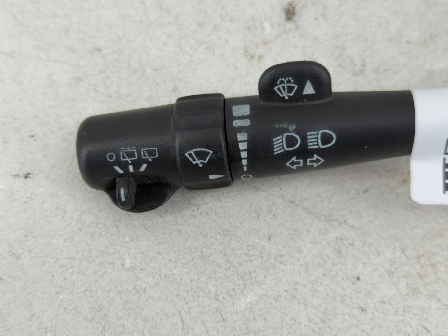 2007-2014 Gmc Yukon Steering Wheel Turn Signal Switch 26128583 - Oemusedautoparts1.com