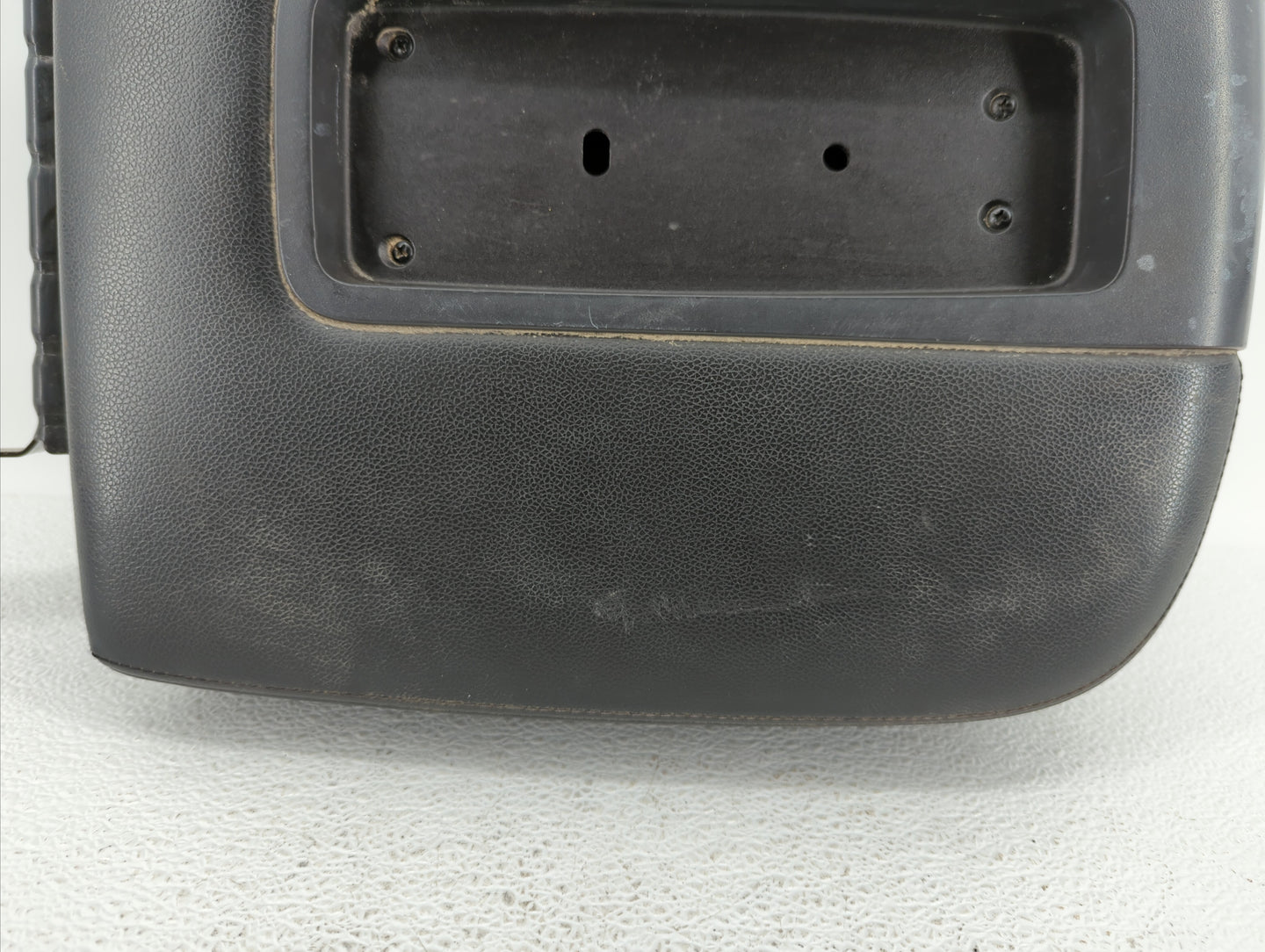Gmc Yukon Xl Overhead Roof Console Interior Dome Light - Oemusedautoparts1.com