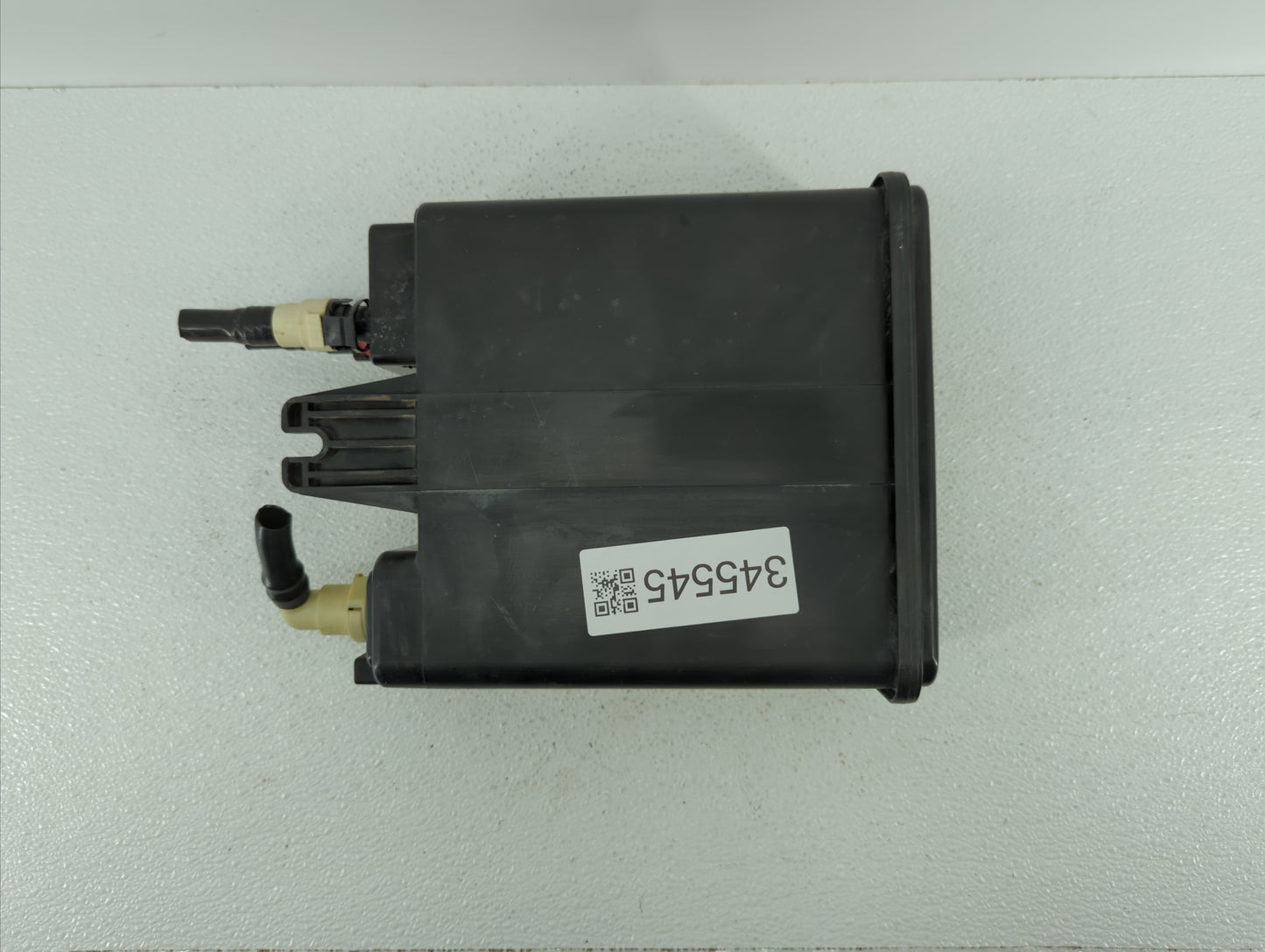 2013 Gmc Yukon Xl Fuel Vapor Charcoal Canister - Oemusedautoparts1.com