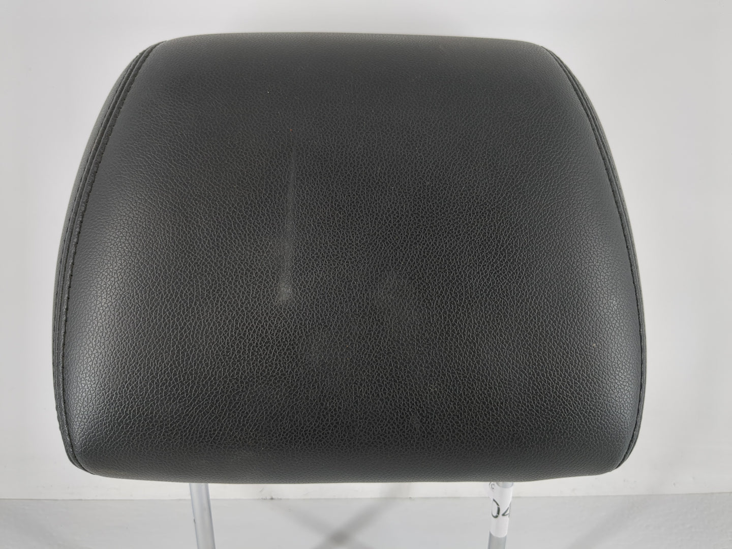 2012-2014 Gmc Yukon Xl 1500 Headrest Head Rest Front Driver Passenger Seat Fits Fits 2012 2013 2014 OEM Used Auto Parts - Oe