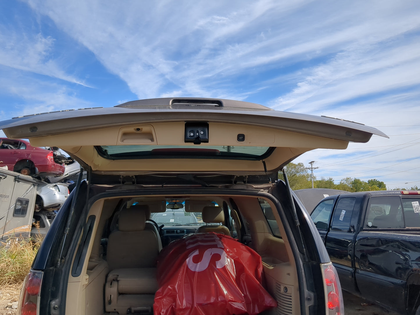 2009-2014 Gmc Yukon Xl 1500 Trunk/decklid/hatch/tailgate Oem 1186063 - Oemusedautoparts1.com