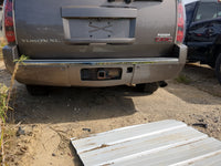 2007-2014 Gmc Yukon Xl 1500 Rear Bumper Assembly Oem 1186133 - Oemusedautoparts1.com