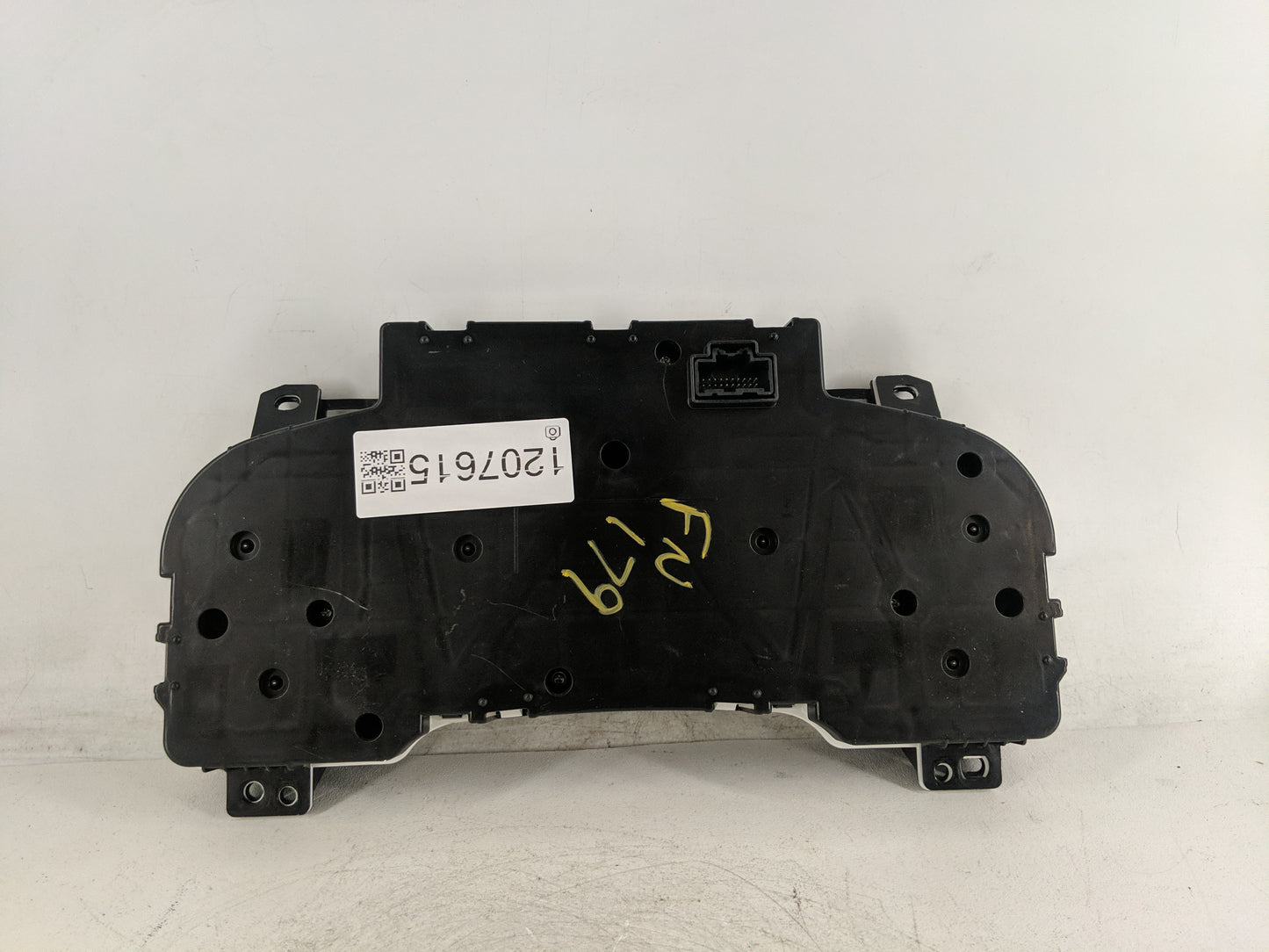 2012-2014 Gmc Yukon Xl 1500 Instrument Cluster Speedometer Gauges P/N:22838415 Fits Fits 2012 2013 2014 OEM Used Auto Parts 