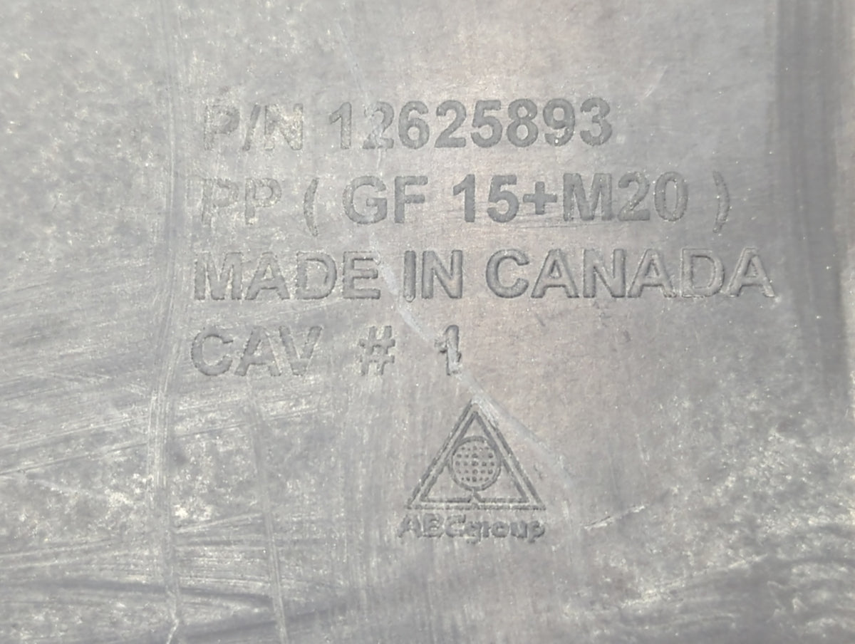 2013 Gmc Yukon Xl 1500 Engine Cover 1393797 - Oemusedautoparts1.com