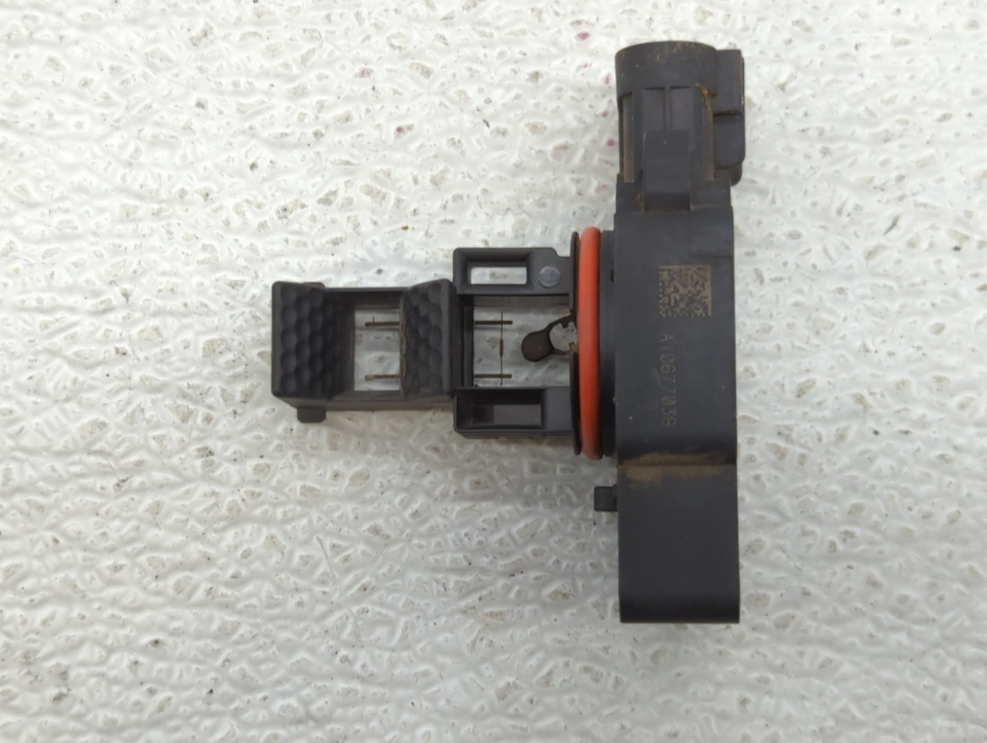 2009-2014 Gmc Yukon Xl 1500 Mass Air Flow Meter Maf - Oemusedautoparts1.com