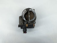2009-2014 Gmc Yukon Xl 1500 Throttle Body P/N:RME87 Fits Fits 2009 2010 2011 2012 2013 2014 2015 OEM Used Auto Parts - Oemus