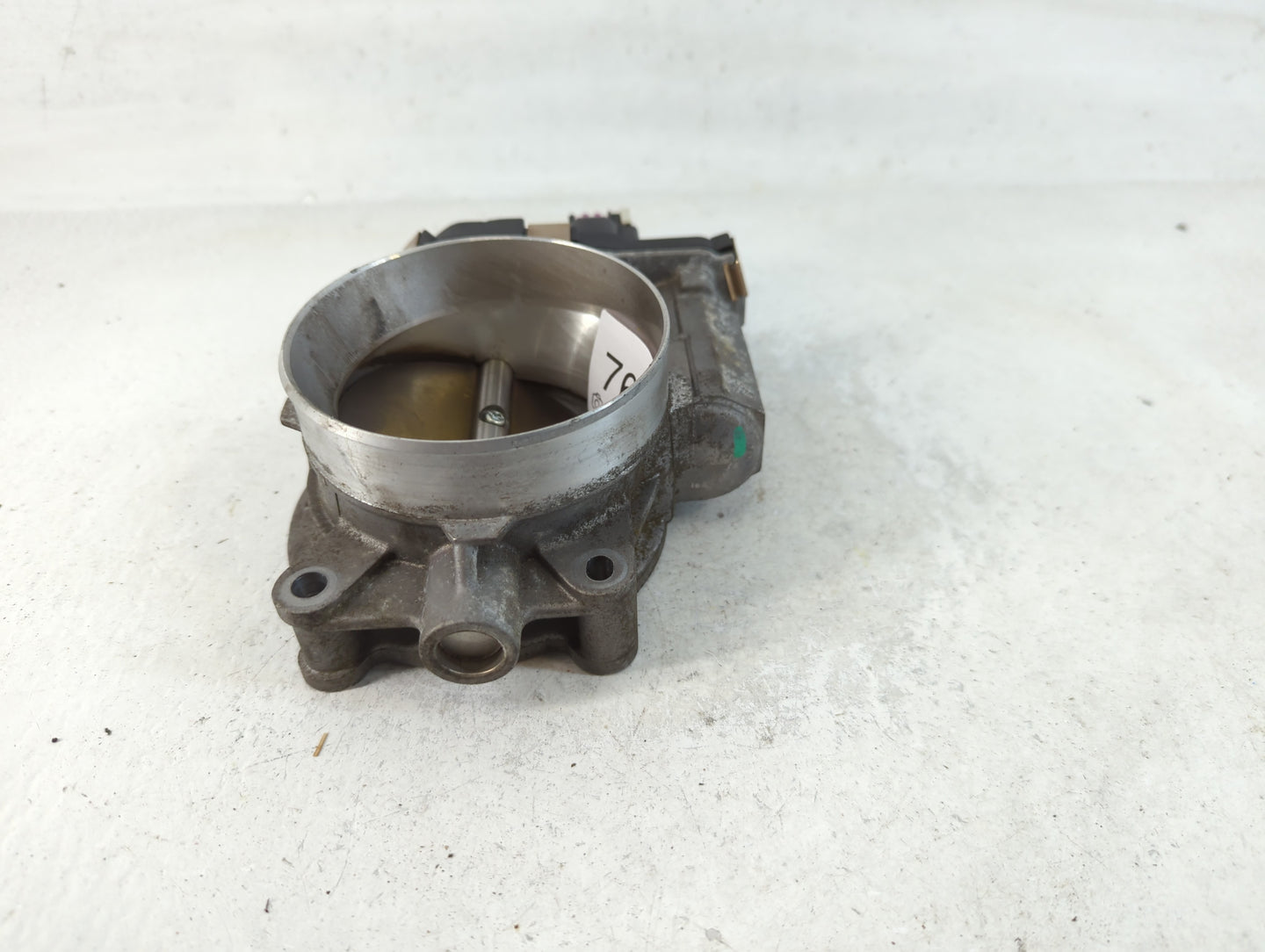 2009-2014 Gmc Yukon Xl 1500 Throttle Body P/N:RME87 Fits Fits 2009 2010 2011 2012 2013 2014 2015 OEM Used Auto Parts - Oemus