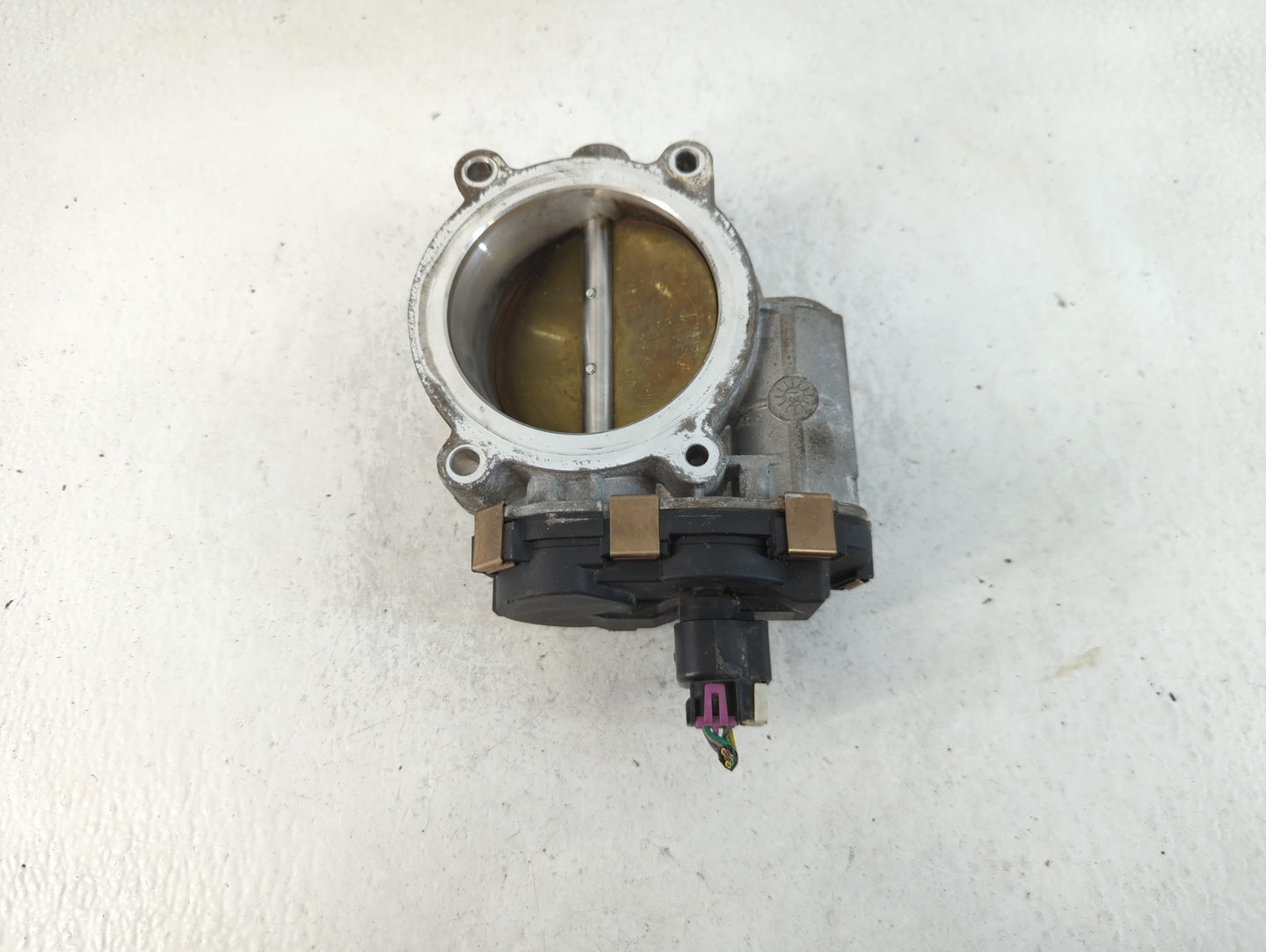 2009-2014 Gmc Yukon Xl 1500 Throttle Body P/N:RME87 Fits Fits 2009 2010 2011 2012 2013 2014 2015 OEM Used Auto Parts - Oemus
