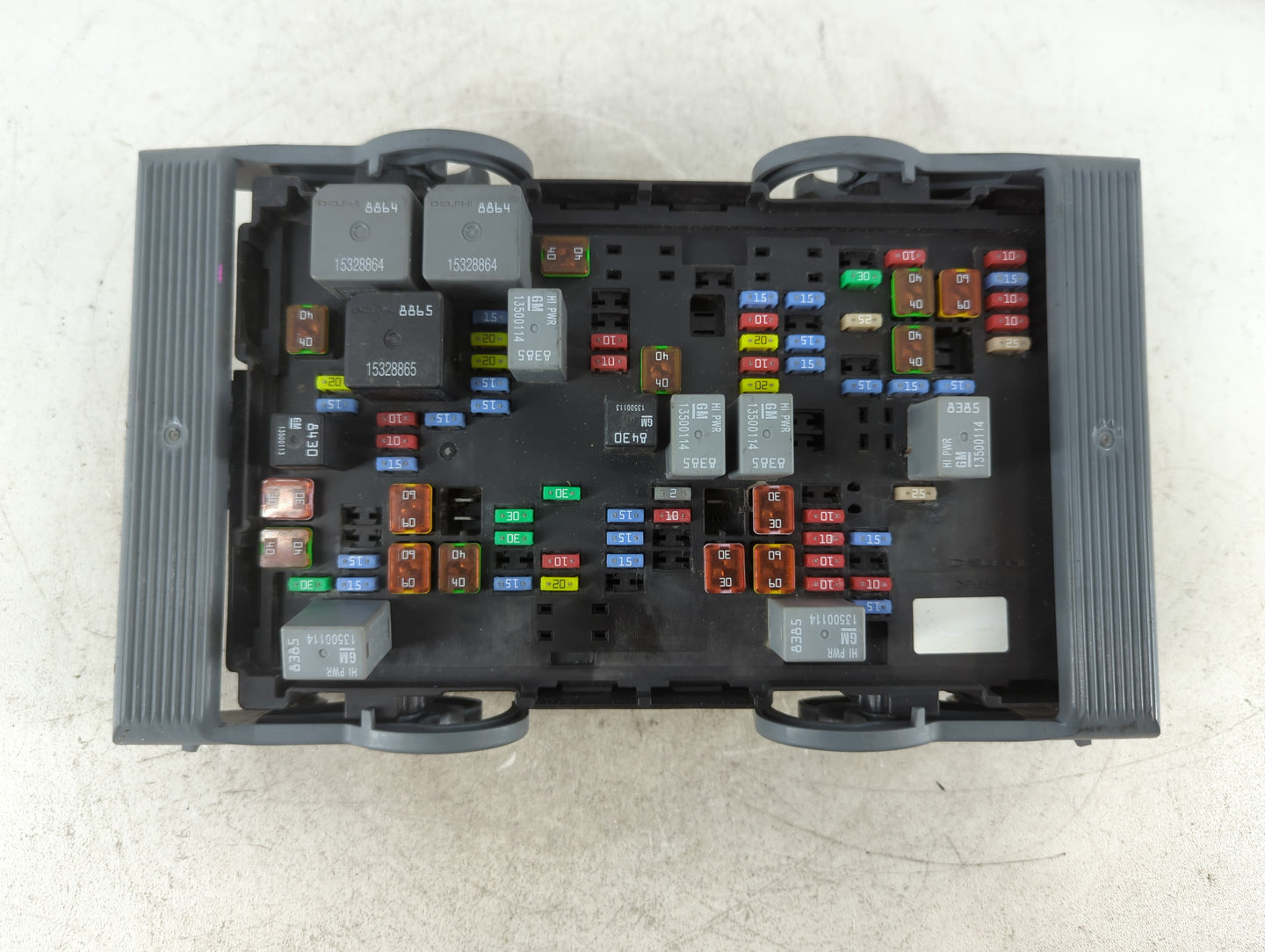 2010-2014 Gmc Yukon Xl 1500 Fusebox Fuse Box Panel Relay Module Fits Fits 2010 2011 2012 2013 2014 OEM Used Auto Parts - Oem