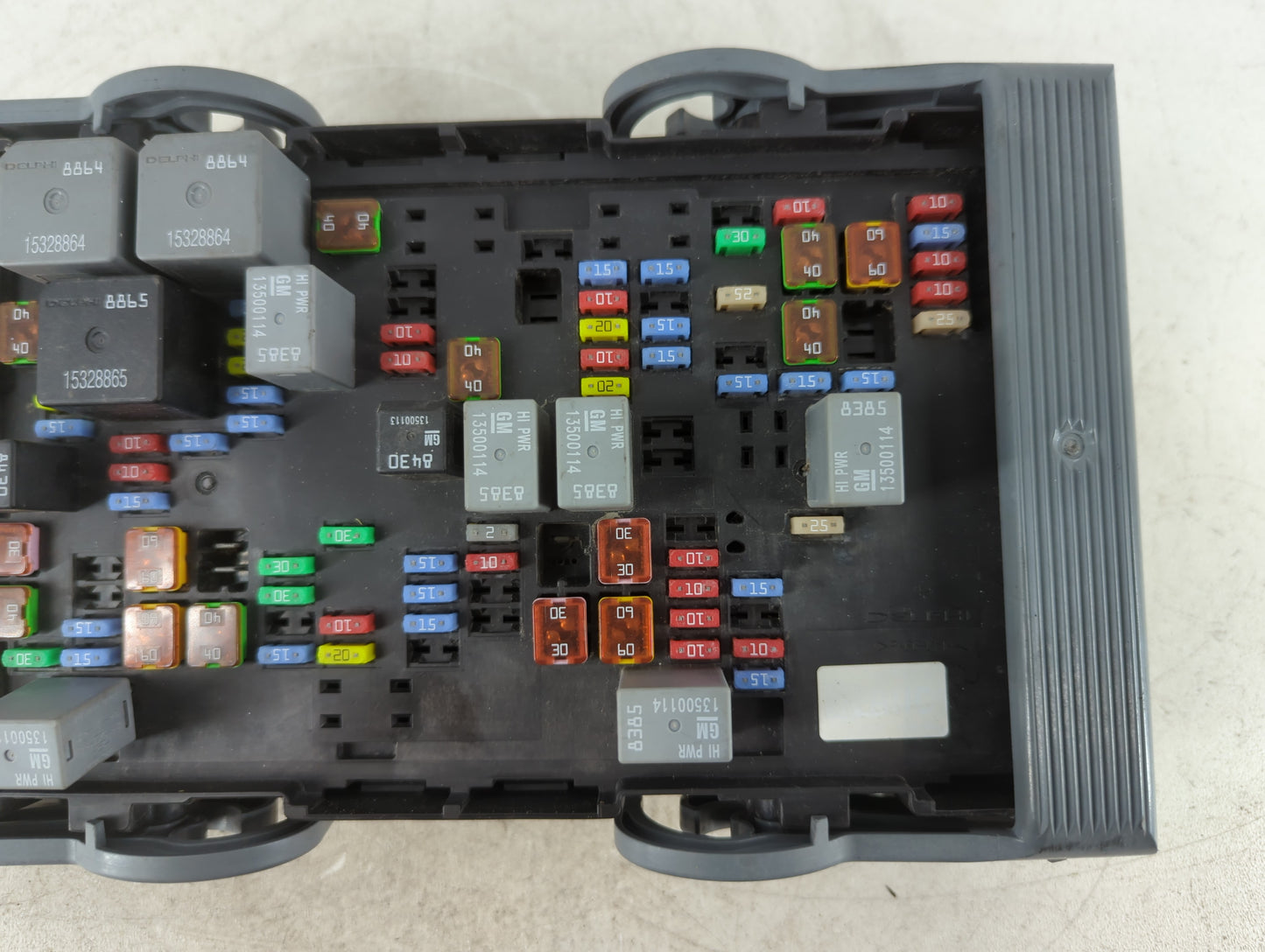 2010-2014 Gmc Yukon Xl 1500 Fusebox Fuse Box Panel Relay Module Fits Fits 2010 2011 2012 2013 2014 OEM Used Auto Parts - Oem