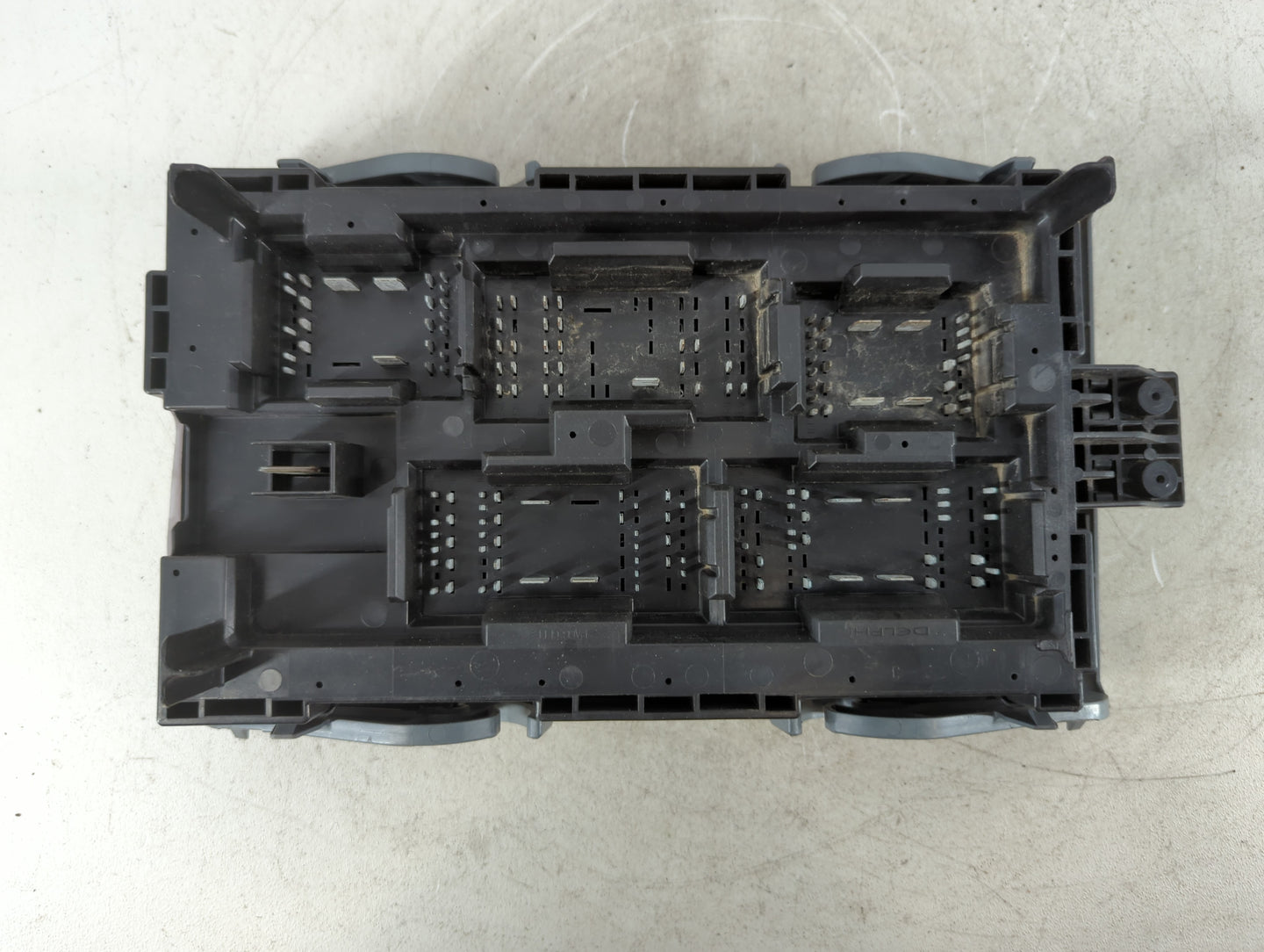 2010-2014 Gmc Yukon Xl 1500 Fusebox Fuse Box Panel Relay Module Fits Fits 2010 2011 2012 2013 2014 OEM Used Auto Parts - Oem