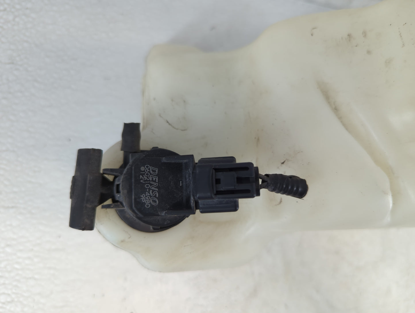 2013-2017 Honda Accord Windshield Washer Fluid Reservoir Bottle Oem - Oemusedautoparts1.com