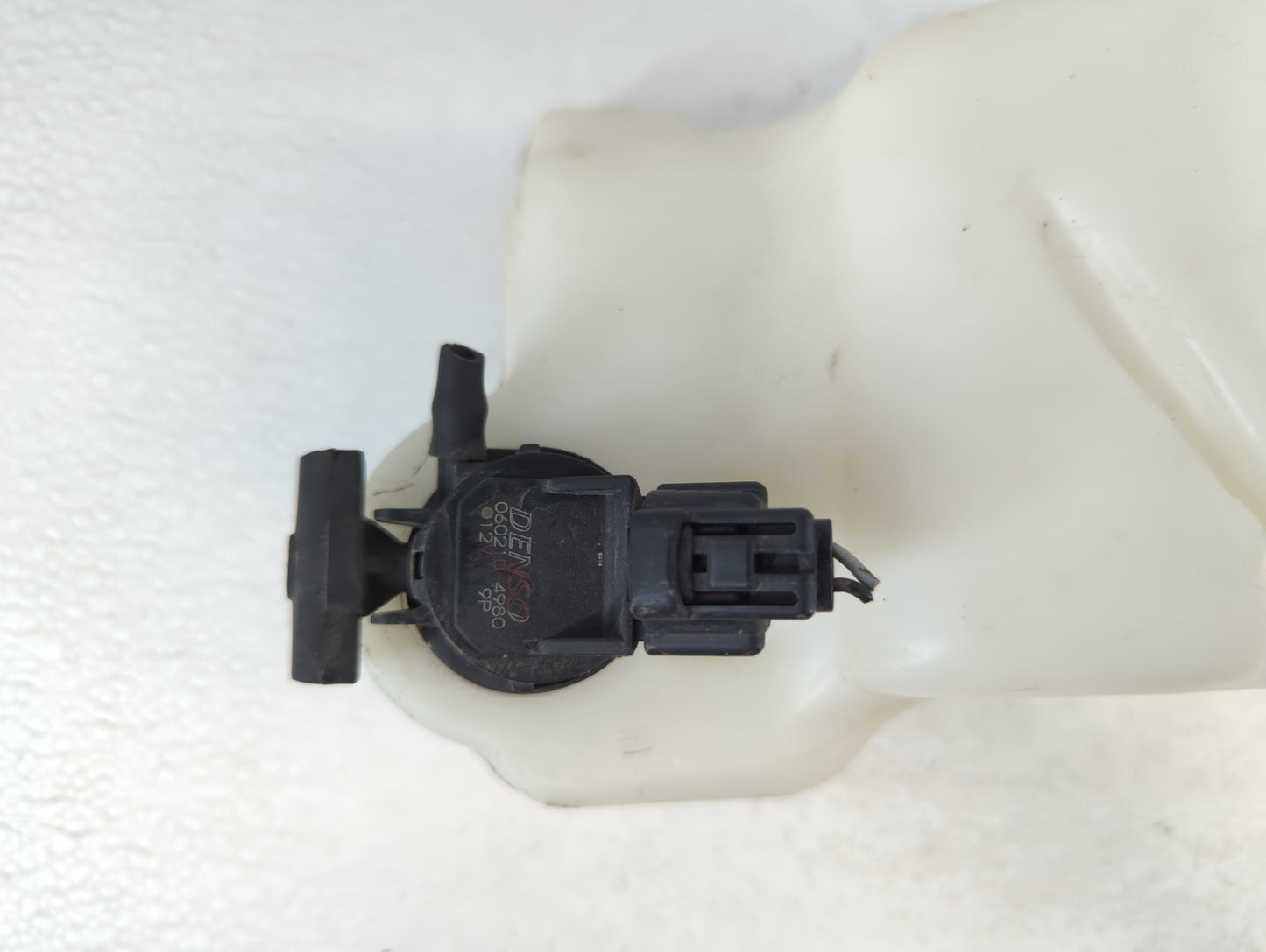 2013-2017 Honda Accord Windshield Washer Fluid Reservoir Bottle Oem - Oemusedautoparts1.com