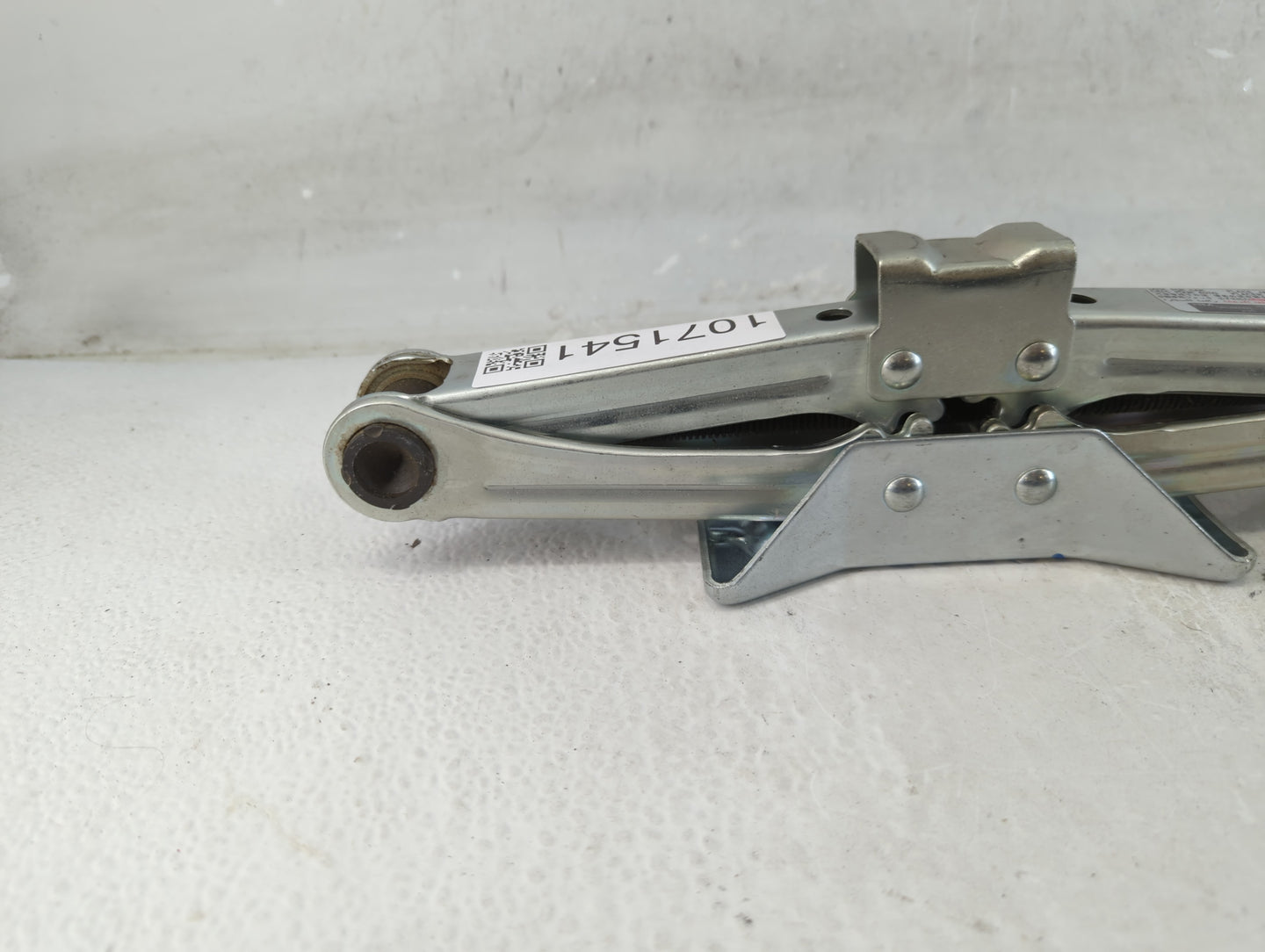 2013 Honda Accord Spare Scissor Car Jack 1071541 - Oemusedautoparts1.com