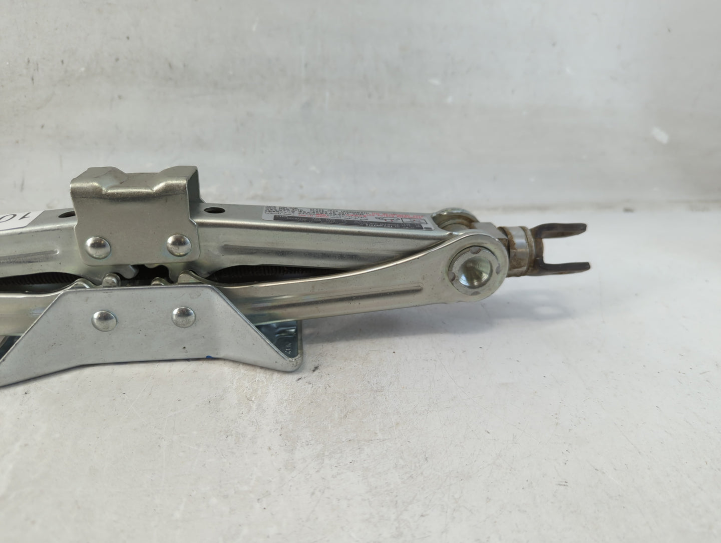 2013 Honda Accord Spare Scissor Car Jack 1071541 - Oemusedautoparts1.com
