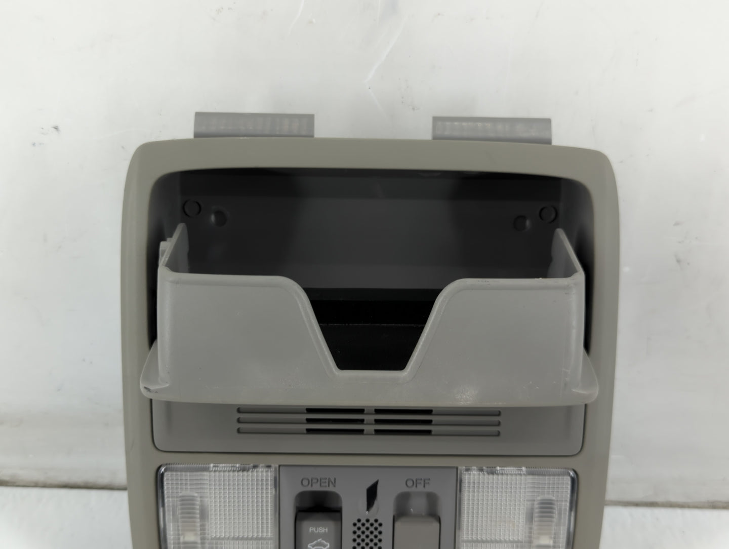 2013 Honda Accord Overhead Roof Console 1092728 - Oemusedautoparts1.com