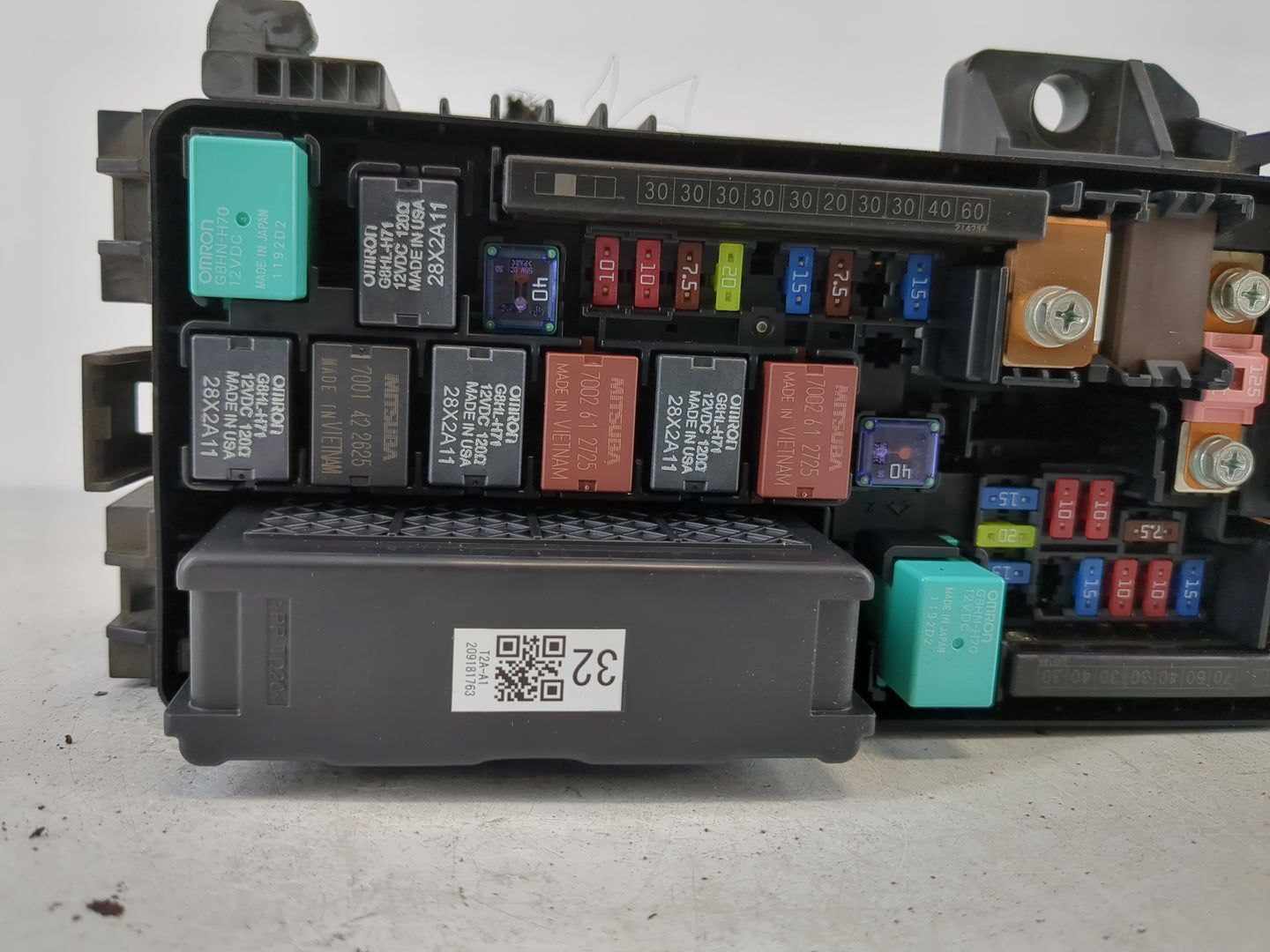 2013-2017 Honda Accord Fusebox Fuse Box Panel Relay Module Fits Fits 2013 2014 2015 2016 2017 OEM Used Auto Parts - Oemuseda