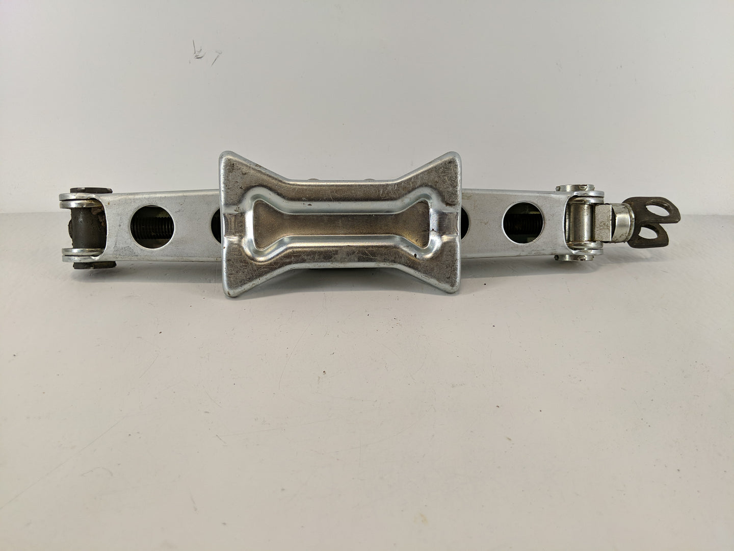 2013 Honda Accord Spare Scissor Car Jack - Oemusedautoparts1.com