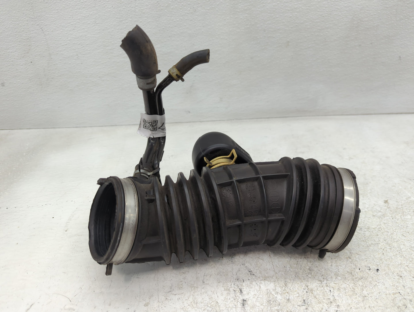 2013 Honda Accord Air Cleaner Intake Duct Hose Tube - Oemusedautoparts1.com