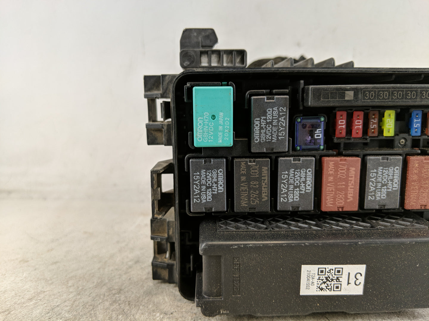 2013-2017 Honda Accord Fusebox Fuse Box Panel Relay Module Fits Fits 2013 2014 2015 2016 2017 OEM Used Auto Parts - Oemuseda