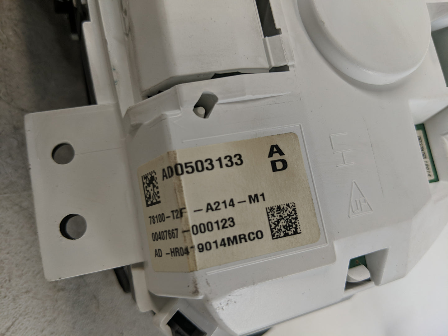 2013-2017 Honda Accord Instrument Cluster Speedometer Gauges P/N:78100-T2F-A214-M1 Fits Fits 2013 2014 2015 2016 2017 OEM Us