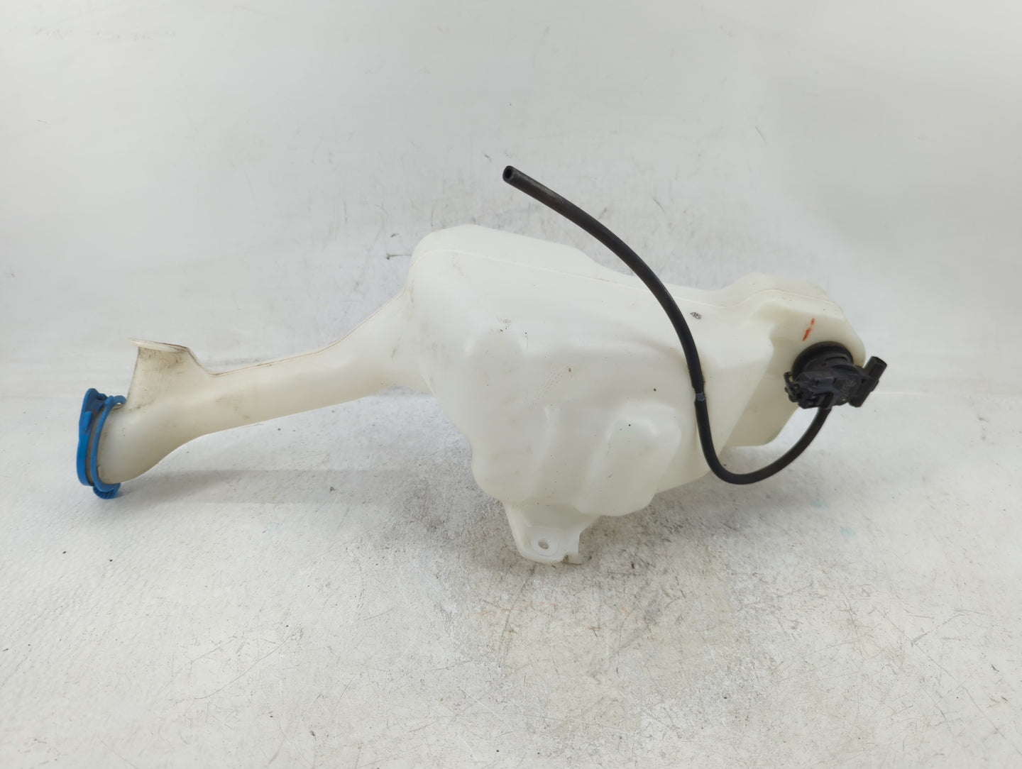 2013-2017 Honda Accord Windshield Washer Fluid Reservoir Bottle Oem - Oemusedautoparts1.com