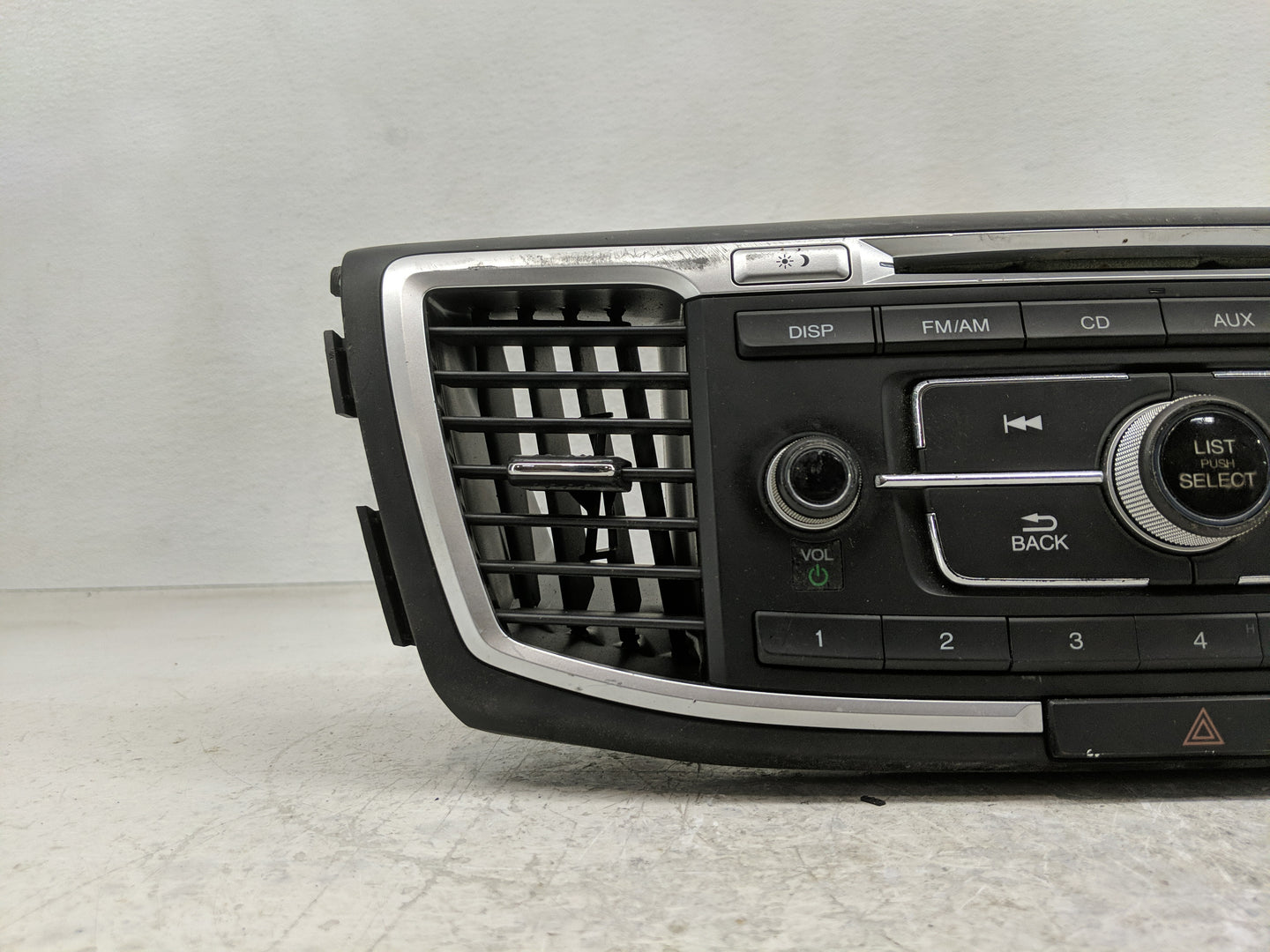 2013-2015 Honda Accord Radio AM FM Cd Player Receiver Replacement P/N:39100-T2A-A302 Fits Fits 2013 2014 2015 OEM Used Auto 