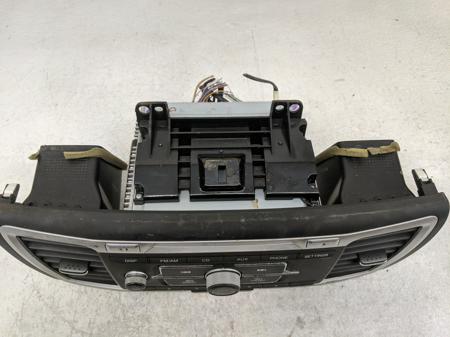 2013-2015 Honda Accord Radio AM FM Cd Player Receiver Replacement P/N:39100-T2A-A302 Fits Fits 2013 2014 2015 OEM Used Auto 