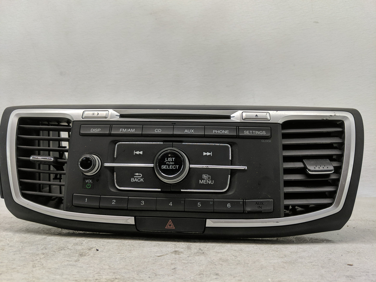 2013-2015 Honda Accord Radio Control Panel - Oemusedautoparts1.com