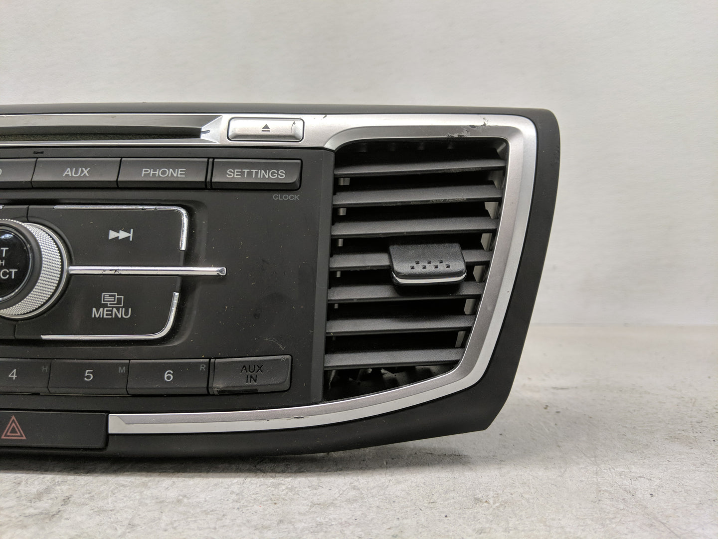 2013-2015 Honda Accord Radio Control Panel - Oemusedautoparts1.com