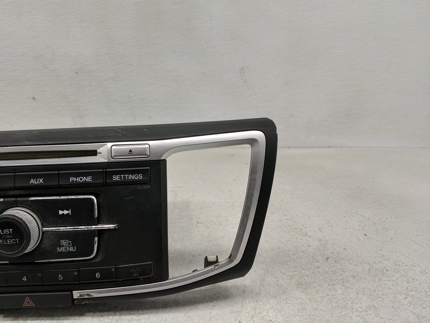 2013-2015 Honda Accord Radio AM FM Cd Player Receiver Replacement P/N:39100-T2A-A302 Fits Fits 2013 2014 2015 OEM Used Auto 