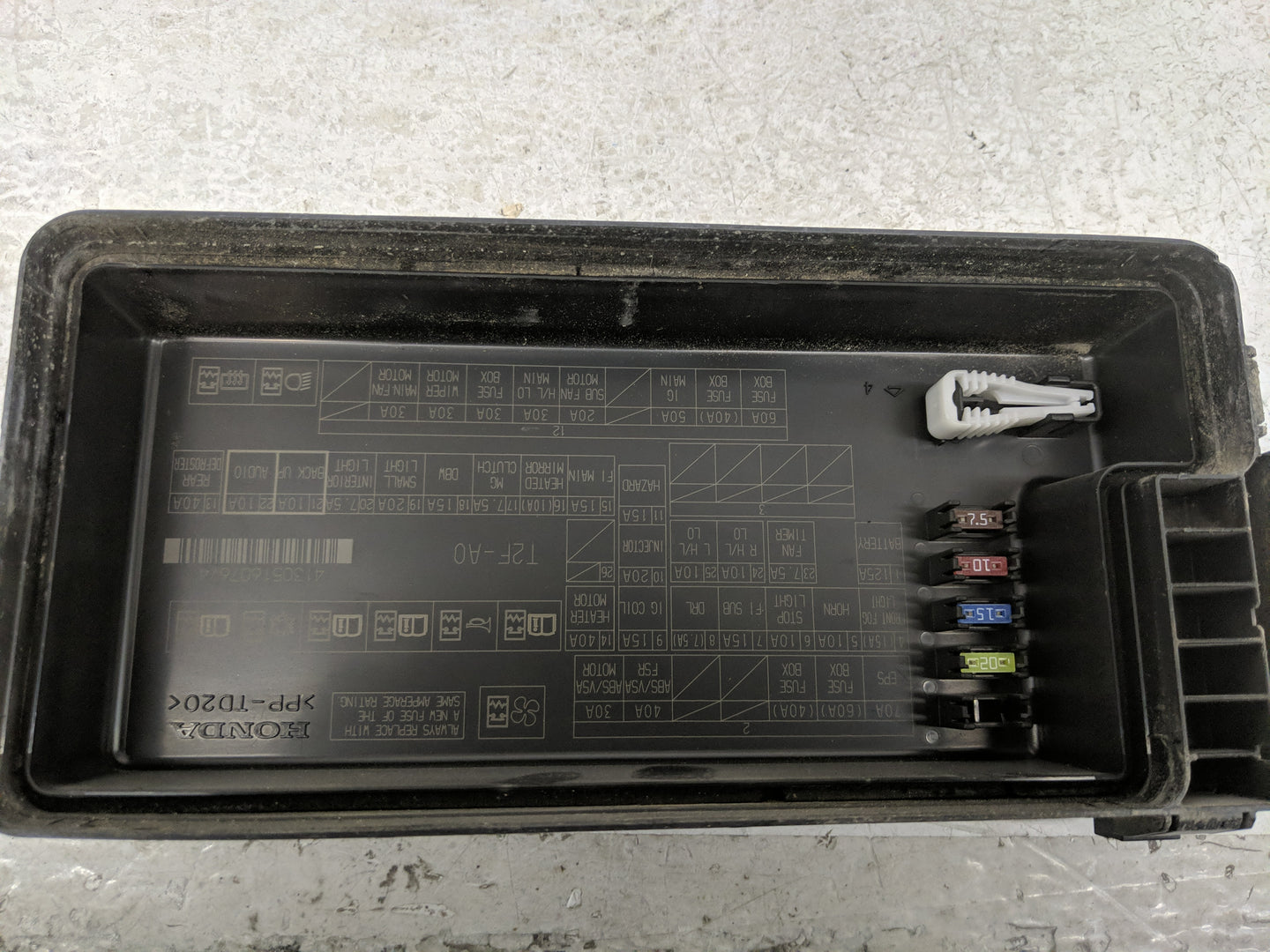 2013-2017 Honda Accord Fusebox Fuse Box Panel Relay Module Fits Fits 2013 2014 2015 2016 2017 OEM Used Auto Parts - Oemuseda