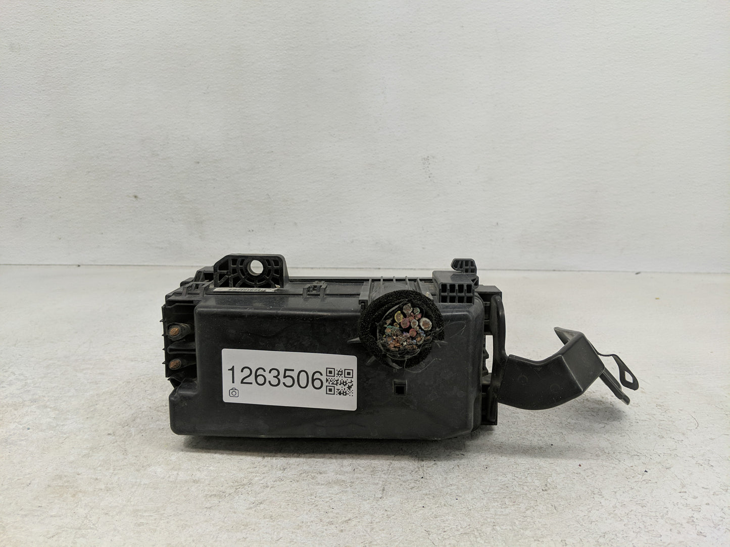 2013-2017 Honda Accord Fusebox Fuse Box Panel Relay Module Fits Fits 2013 2014 2015 2016 2017 OEM Used Auto Parts - Oemuseda