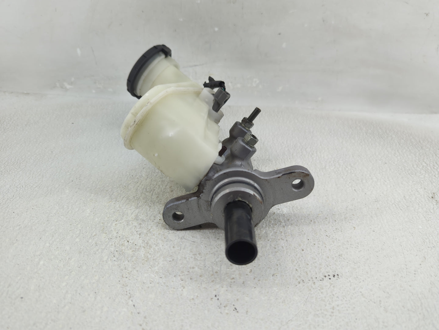 Honda Accord Brake Master Cylinder - Oemusedautoparts1.com