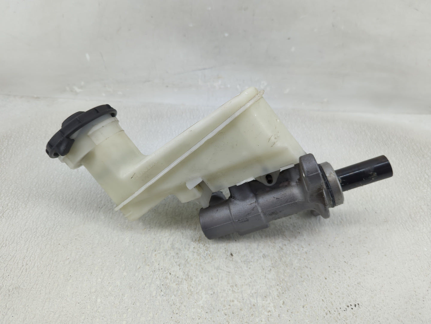 Honda Accord Brake Master Cylinder - Oemusedautoparts1.com