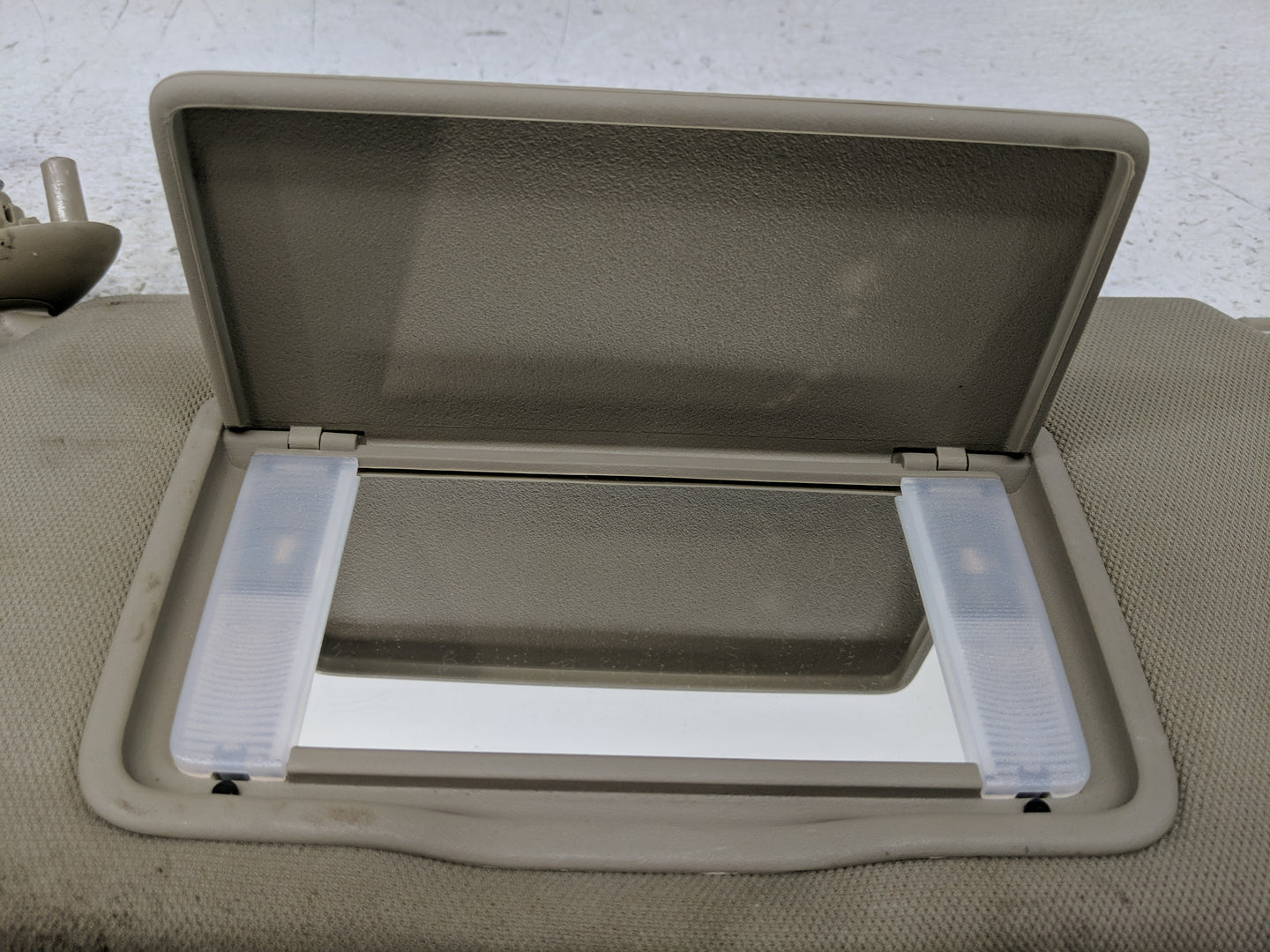 2013-2017 Honda Accord Sun Visor Shade Replacement Passenger Right Mirror Fits Fits 2013 2014 2015 2016 2017 OEM Used Auto P