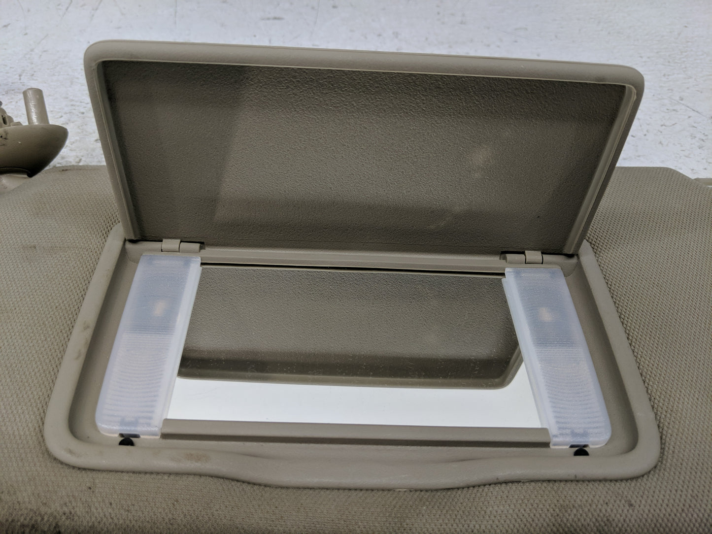 2013-2017 Honda Accord Sun Visor Shade Replacement Passenger Right Mirror Fits Fits 2013 2014 2015 2016 2017 OEM Used Auto P