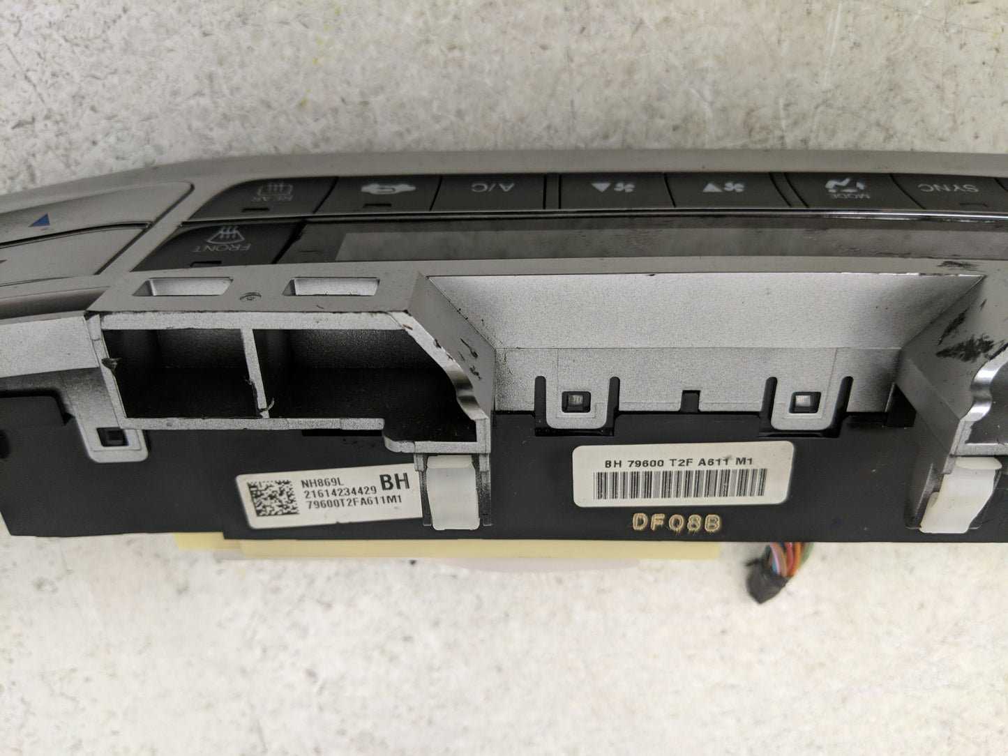 2013-2015 Honda Accord Climate Control Module Temperature AC/Heater Replacement P/N:NH869L Fits Fits 2013 2014 2015 OEM Used
