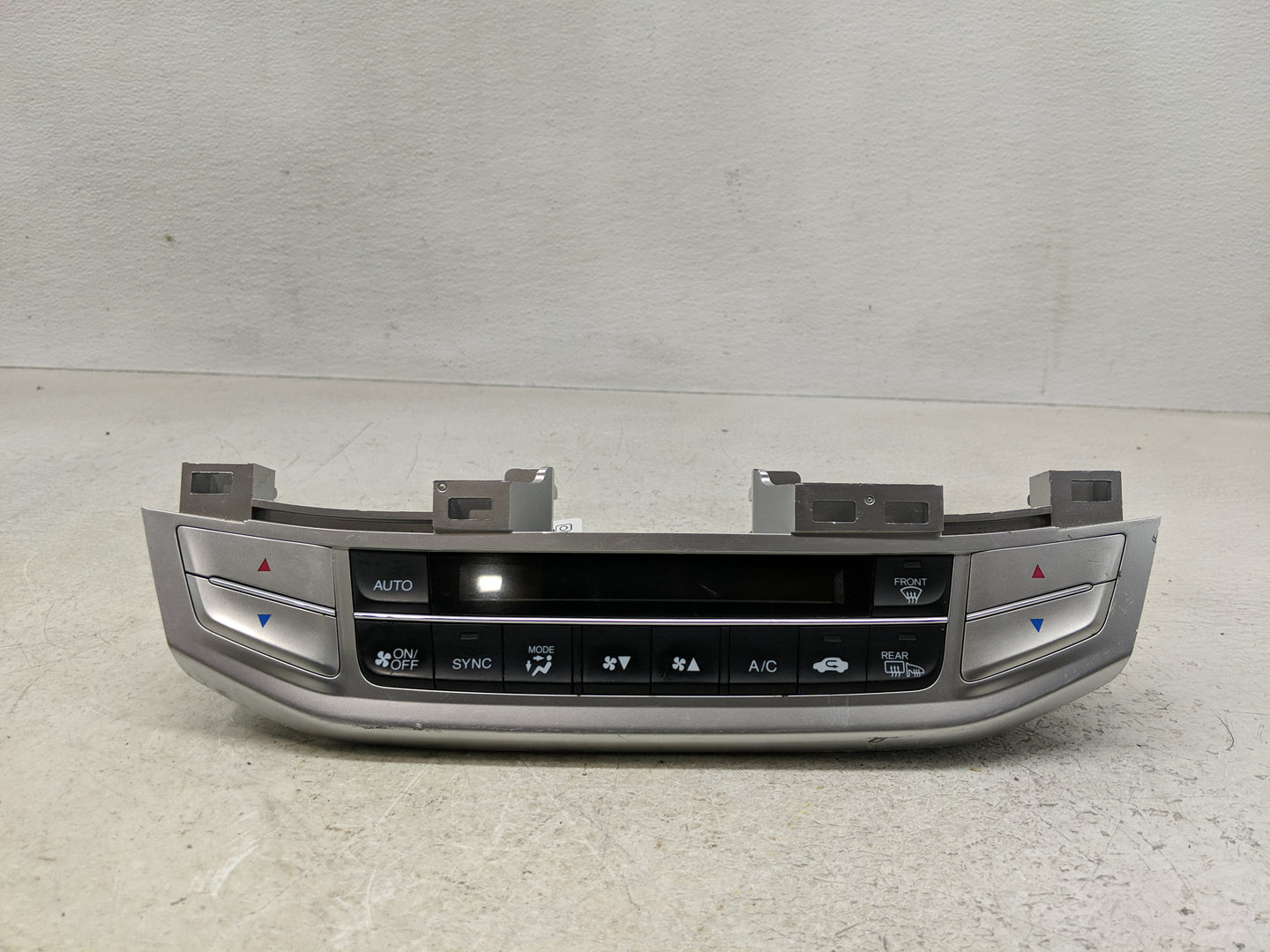 2013-2015 Honda Accord Climate Control Module Temperature AC/Heater Replacement Fits Fits 2013 2014 2015 OEM Used Auto Parts