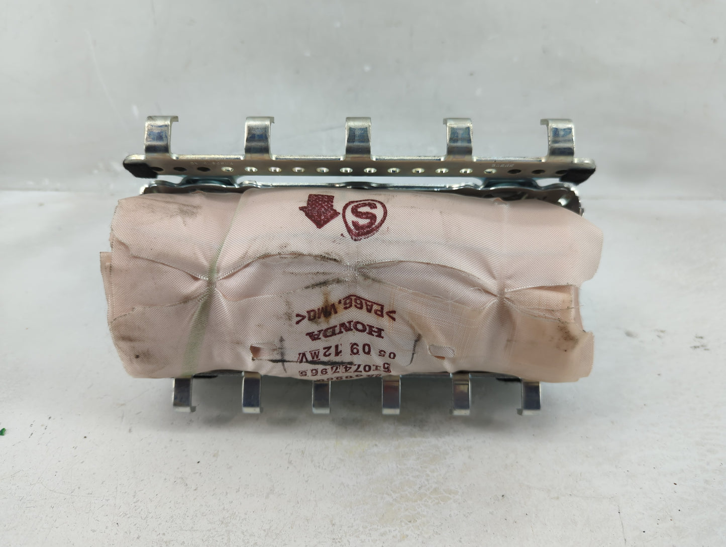 2013-2014 Honda Accord Air Bag Passenger Right Dashboard OEM P/N:77850-T2A-A821-M1 Fits Fits 2013 2014 OEM Used Auto Parts -