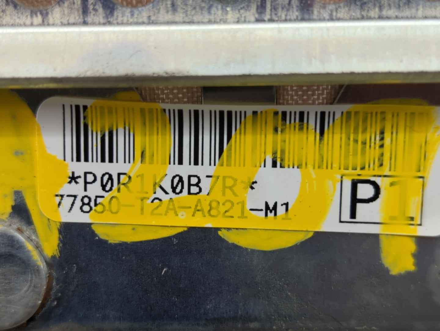 2013-2014 Honda Accord Air Bag Passenger Right Dashboard OEM P/N:77850-T2A-A821-M1 Fits Fits 2013 2014 OEM Used Auto Parts -