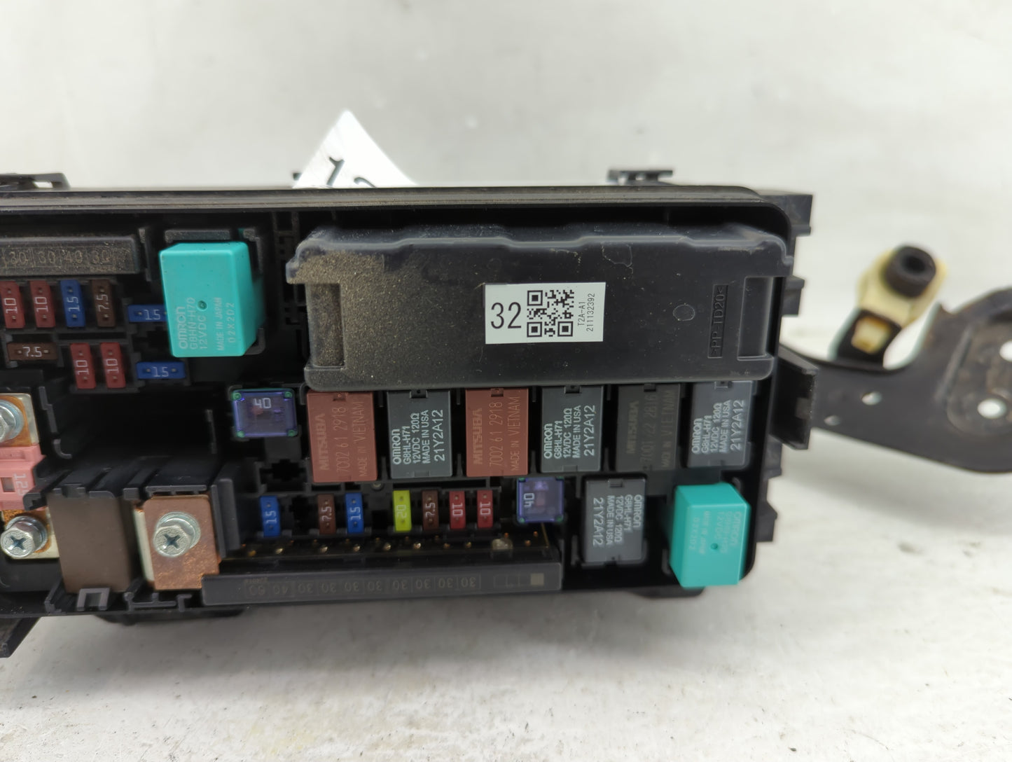 2013-2017 Honda Accord Fusebox Fuse Box Panel Relay Module Fits Fits 2013 2014 2015 2016 2017 OEM Used Auto Parts - Oemuseda